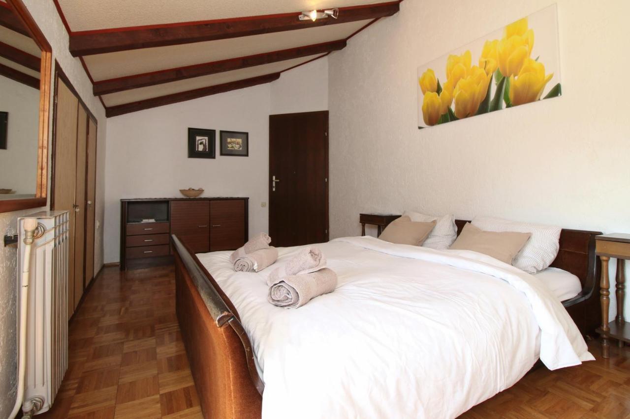 Apartma Nana